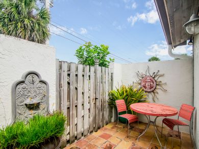 Cocoa Beach Condo 939281