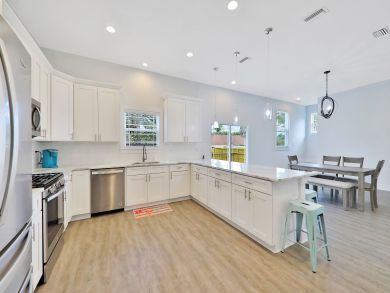 St. Augustine Home 939303