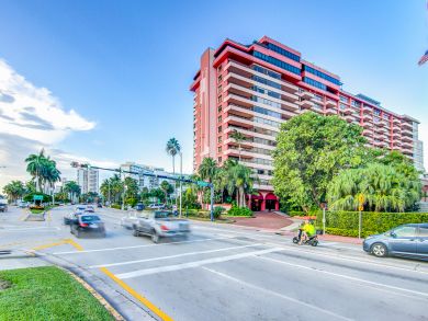 Miami Beach Condo 939365