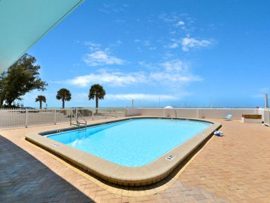 Treasure Island Condo 939371