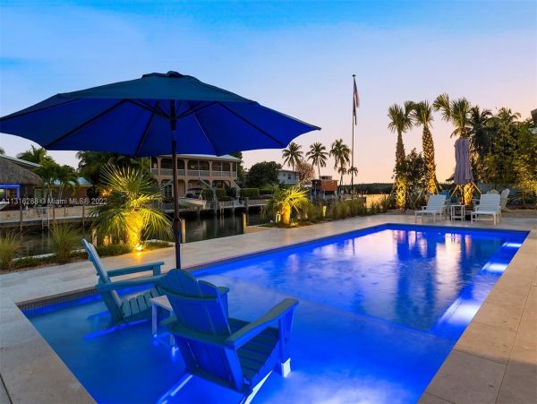 Islamorada Vacation Home Three Bedroom Plus Den