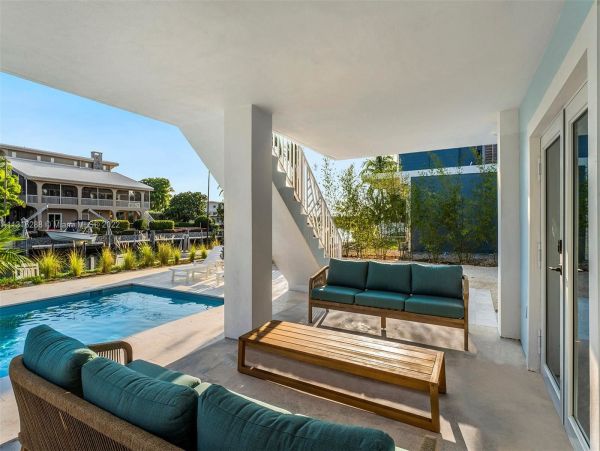 Islamorada Vacation Home Three Bedroom Plus Den