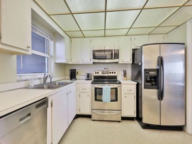 Treasure Island Condo 939438