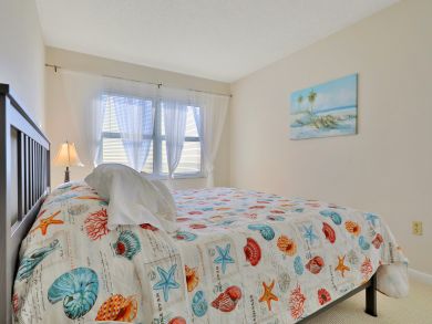 Treasure Island Condo 939438