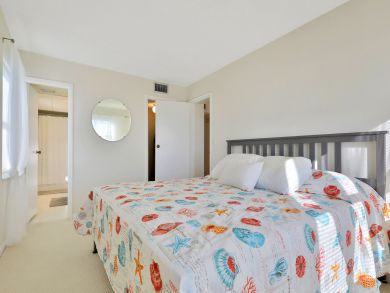 Treasure Island Condo 939438