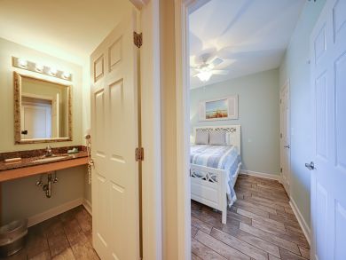 Panama City Beach Condo 939444