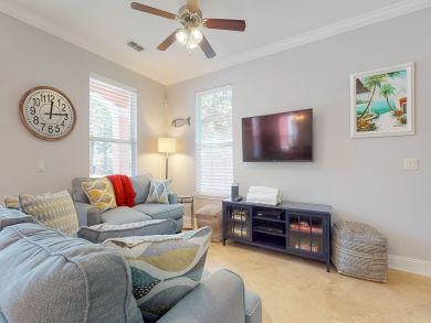 Destin Six Bedroom Vacation Home Sleeps 16 Destin Six Bedroom Vacation Home Sleeps 16