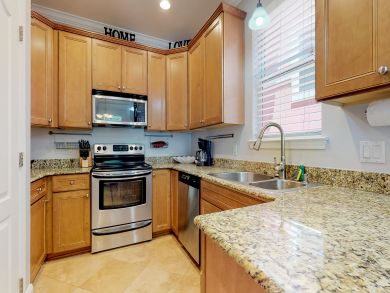 Destin Six Bedroom Vacation Home Sleeps 16 Destin Six Bedroom Vacation Home Sleeps 16