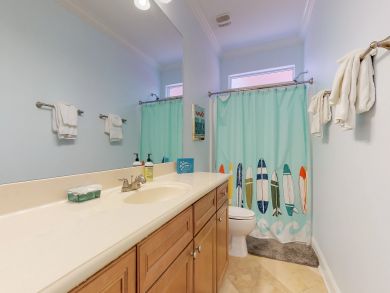 Destin Six Bedroom Vacation Home Sleeps 16 Destin Six Bedroom Vacation Home Sleeps 16