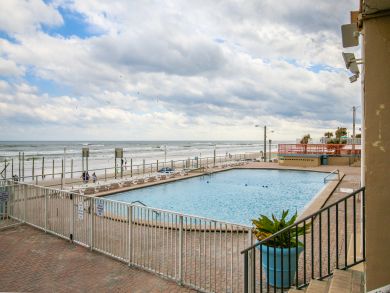 Daytona Beach Condo 939475