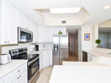 Destin Vacation Rental Condo 3 Bedrooms Partial Gulf View
