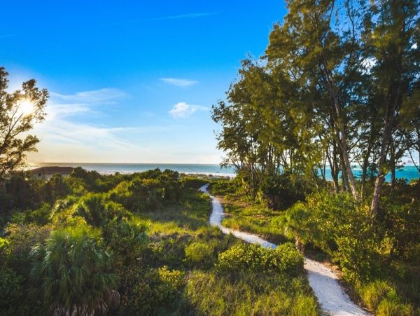 Beautiful Anna Maria Vacation Home with Private Beach Access