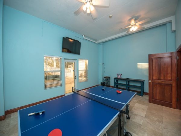 Beautiful Anna Maria Vacation Home with Private Beach Access