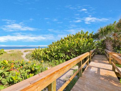 Cocoa Beach Condo 939550