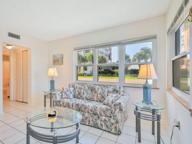 Cocoa Beach Condo 939550