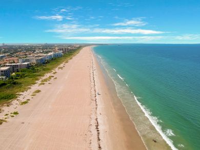 Cocoa Beach Condo 939550