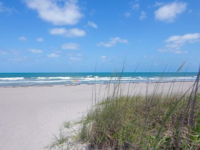 Cocoa Beach Home 939588
