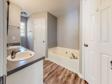 Navarre Beach Home 939592