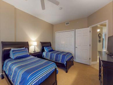 Daytona Beach Condo 939600