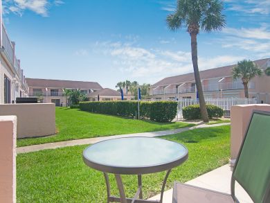 Cocoa Beach Condo 939606