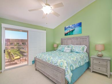 Cocoa Beach Condo 939606