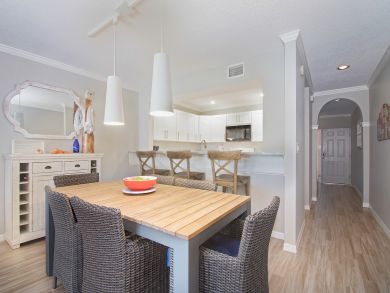 Cocoa Beach Condo 939606