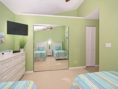 Cocoa Beach Condo 939606