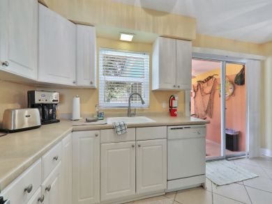 St. Augustine Home 939625
