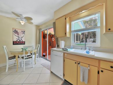 St. Augustine Home 939625