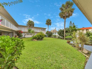Cocoa Beach Condo 939628