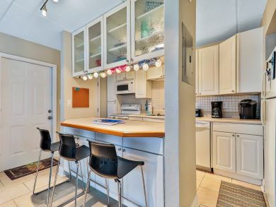Cocoa Beach Condo 939628