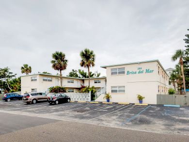 Cocoa Beach Condo 939628