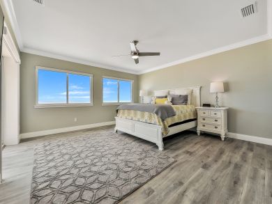 Daytona Beach Home 939669