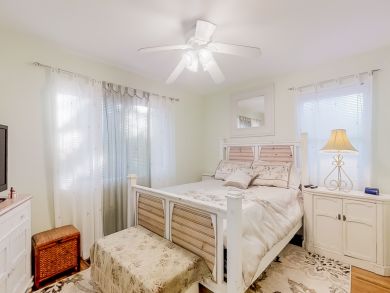St. Augustine Home 939703
