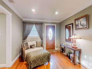 St. Augustine Home 939703