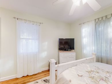St. Augustine Home 939703