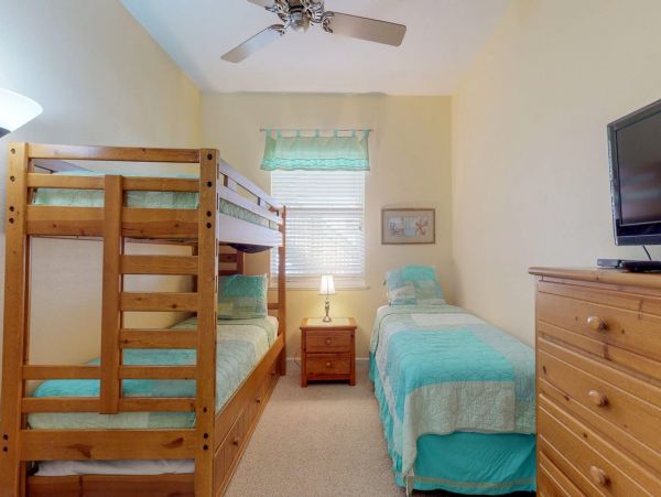 Palm Coast Vacation Condo Three Bedroom Short Walk To Beach