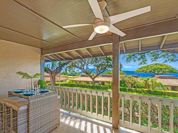 A True Maui Vacation Accommodation Tropical Setting