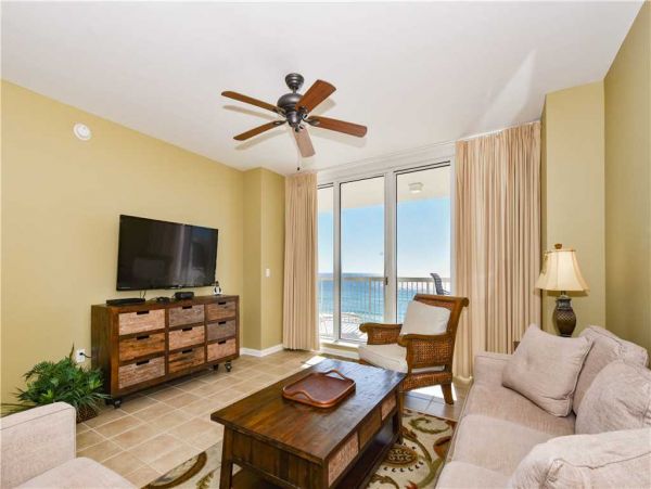 Heart of Destin condo with a  full gulf view