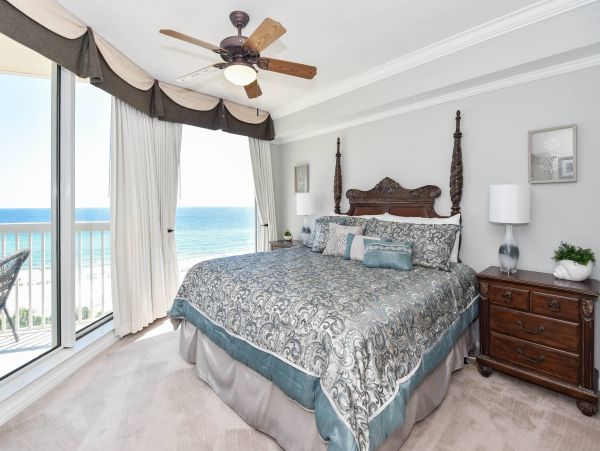 Destin Luxury Vacation Condo Stylish Views Pool
