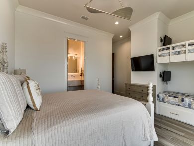 Eight Bedrooms Gulf View Home in Miramar Beach Sleeps 24 Eight Bedrooms Gulf View Home in Miramar Beach Sleeps 24