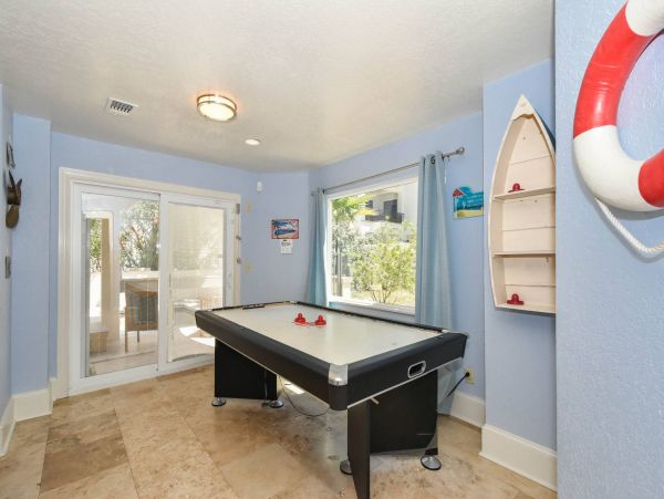 Destin Luxury Six Bedroom Vacation Pool Home