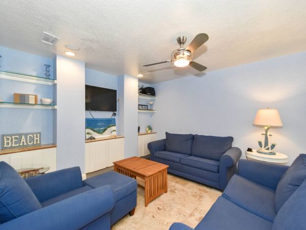 Destin Luxury Six Bedroom Vacation Pool Home