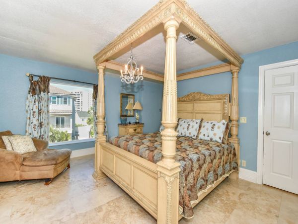 Destin Luxury Six Bedroom Vacation Pool Home