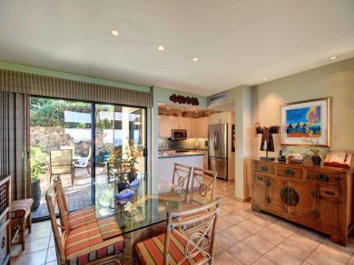 Luxury Beachfront Three Bedroom Vacation Condo in Wailea