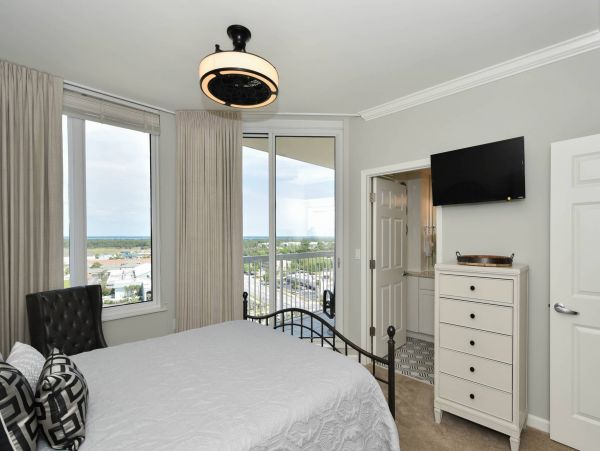 Gulf View Destin Vacation Condo Three Bedrooms Walk To Beach