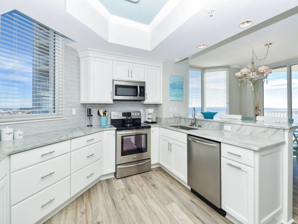 Gulf View Destin Vacation Condo Three Bedrooms Walk To Beach