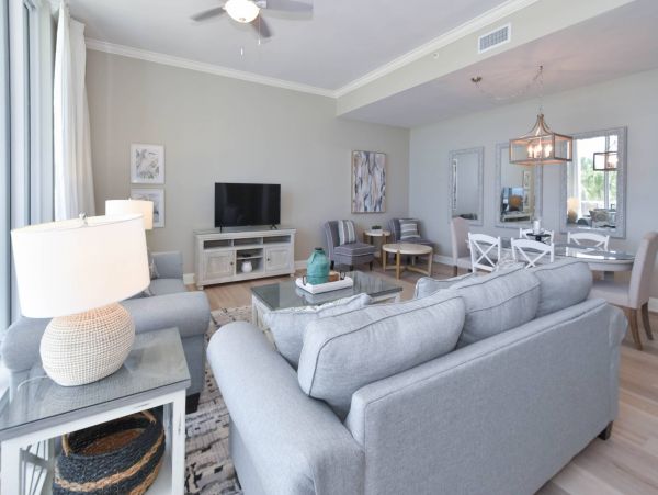 Three Bedroom Beachfront Condo Great Amenities Destin