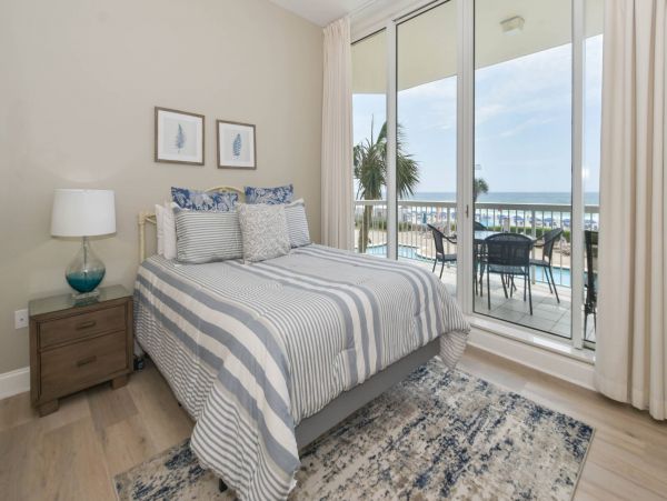 Three Bedroom Beachfront Condo Great Amenities Destin