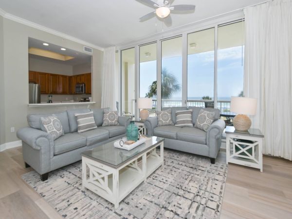 Three Bedroom Beachfront Condo Great Amenities Destin